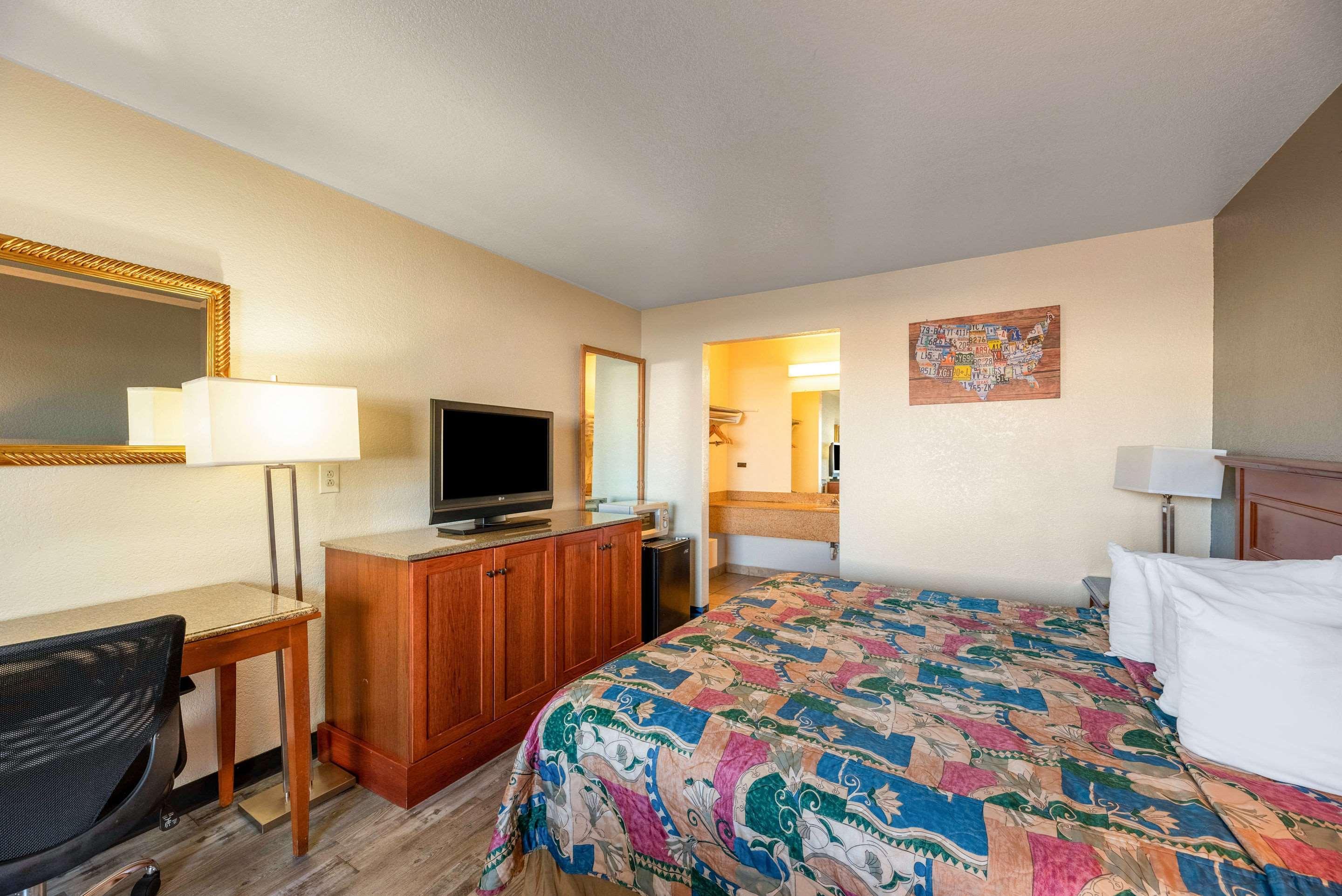 Econo Lodge Phoenix Exterior foto