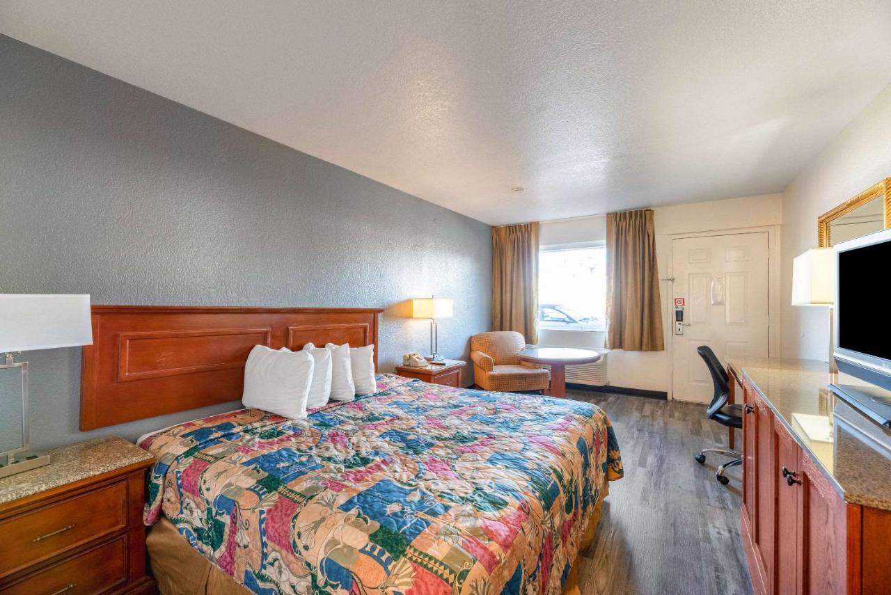 Econo Lodge Phoenix Exterior foto